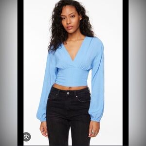 BNWT Dynamite Vneck Provence Blouse in Sky Blue